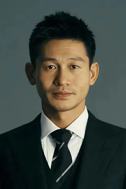 余皑磊